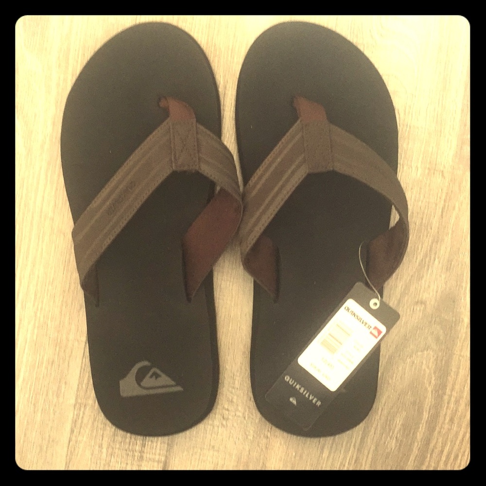 Men’s quicksilver flip flops